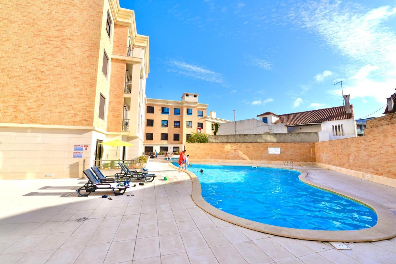 Silver - Apartment For 4 Guests 150M From Beach São Martinho do Porto Exterior photo